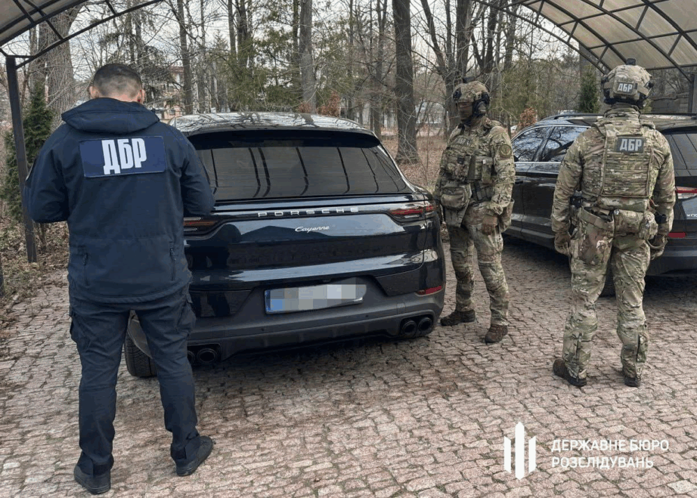 За що затримали заступника з «Лісів України»: автопарк, квартири і фіктивне розлучення