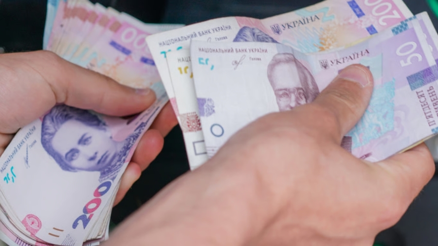 Ключові фінансові виклики для України у 2024 році: чи витримає країна економічний тиск? Ключові фінансові виклики для України у 2024 році: чи витримає країна економічний тиск?