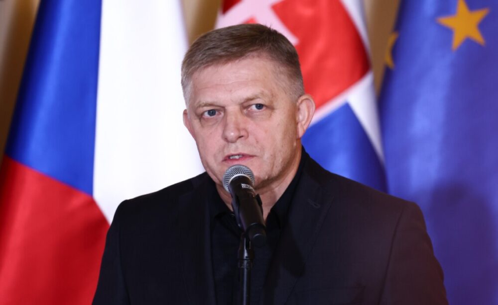 Фіцо заявив, що має “моральне право” перекрити газ для України