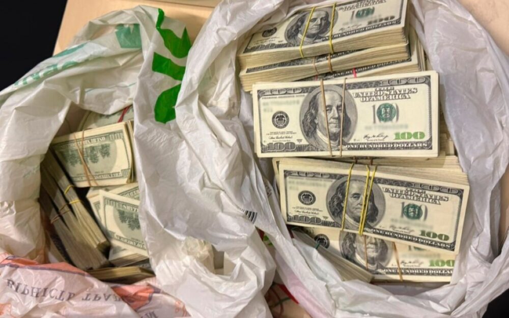 Мільйони корупційних коштів у Київраді: нові обшуки і затримання посадовців