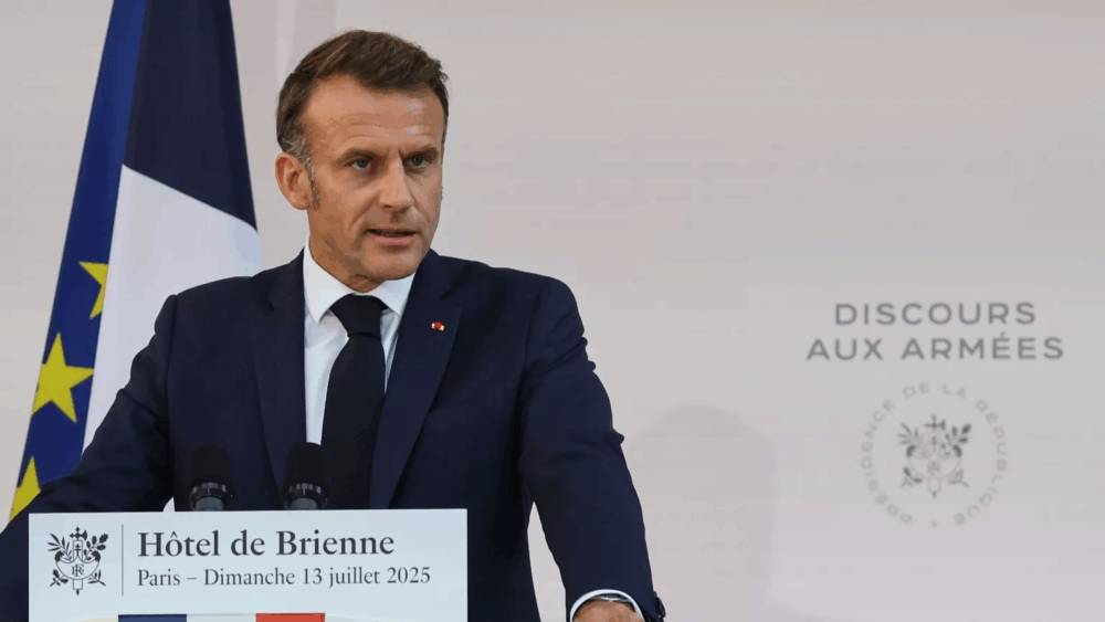 Уряд Макрона не підтримав ідею постачання американської зброї Україні