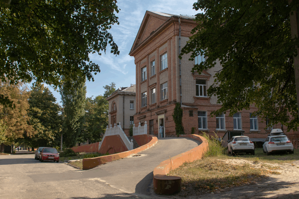 Харківська лікарня №25 витратила понад 20 млн грн на ремонти із завищеними цінами