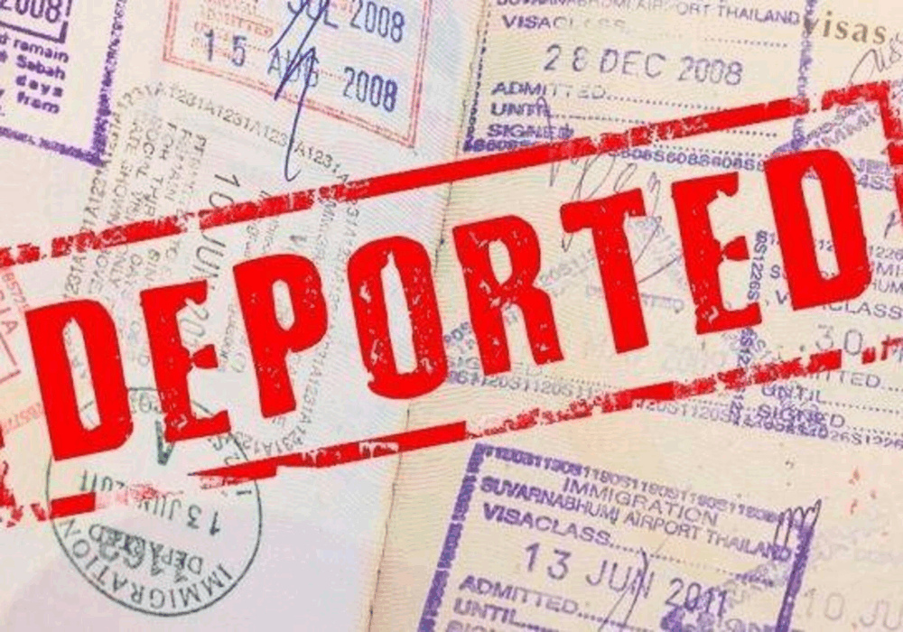 Польща депортувала українця за погрози підпалами через вето Навроцького