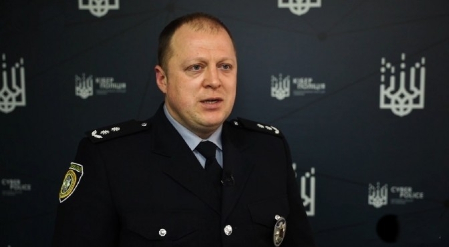 Стрімке збагачення родини начальника кіберполіції: нові подробиці