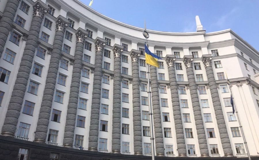 Можливі перестановки в уряді: міністр освіти опинився в центрі політичної напруги