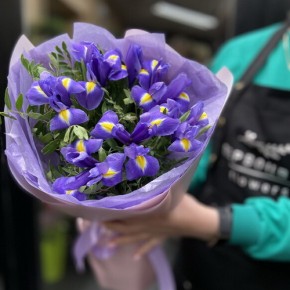 Київ готується до Дня матері: ціни на букети стрімко зростають